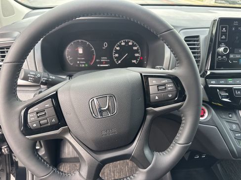 New 2026 Honda Odyssey EX-L image 10