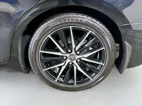 Used 2021 Toyota Camry SE FWD image 28