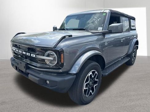 Used 2023 Ford Bronco Outer Banks AWD/4WD image 1
