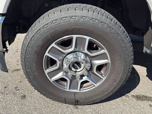 Used 2024 Ford F250 Lariat AWD/4WD image 15