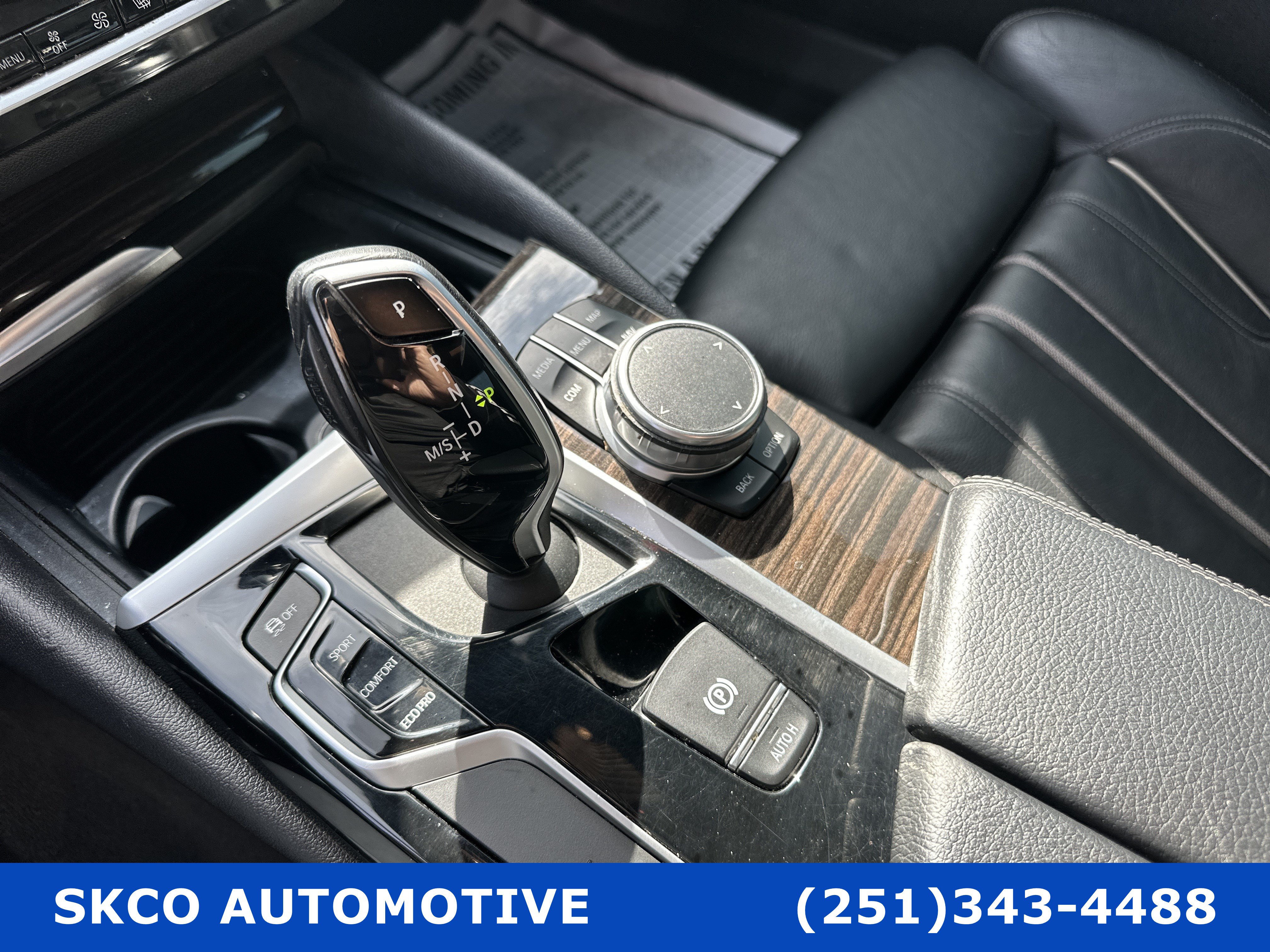 Used 2019 BMW 530i w/ Convenience Package RWD image 23