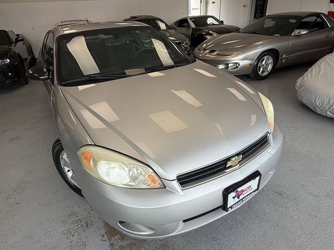 Used 2006 Chevrolet Monte Carlo LS FWD image 11