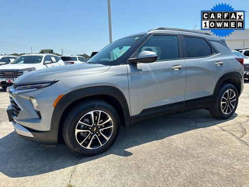 Used 2025 Chevrolet TrailBlazer LT image 8