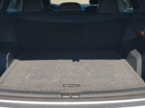 Certified 2022 Volkswagen Atlas Cross Sport SEL R-Line image 36