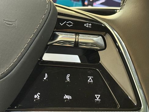 New 2026 Cadillac Vistiq Premium Luxury AWD/4WD image 30