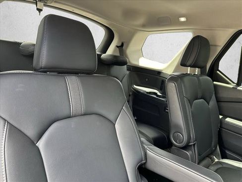 Used 2023 Honda Pilot EX-L image 27