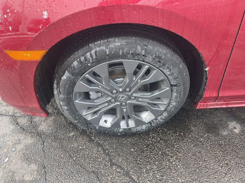 New 2026 Honda Odyssey Touring image 10