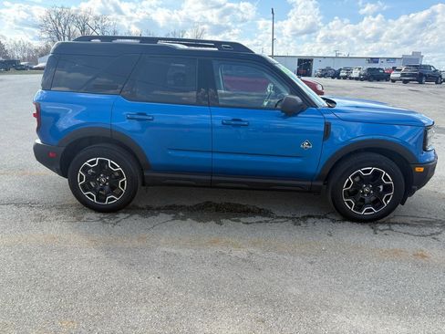 Used 2025 Ford Bronco Sport Outer Banks w/ Outer Banks Tech Package+ image 2