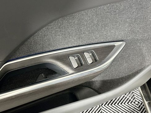 Used 2024 Lucid Air Touring image 15