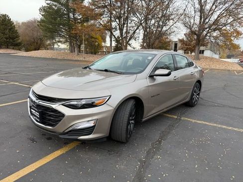 Used 2022 Chevrolet Malibu RS FWD image 4