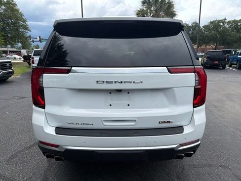 Used 2025 GMC Yukon Denali w/ Sun & Power Step Package AWD/4WD image 5