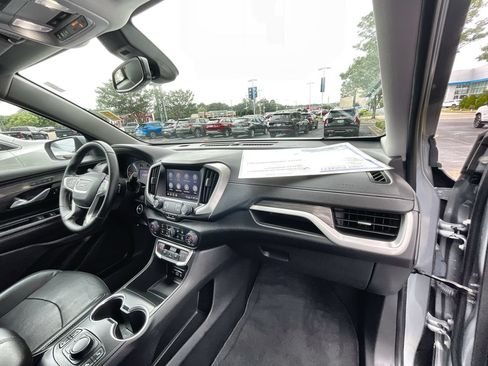 Used 2023 GMC Terrain SLT FWD image 28
