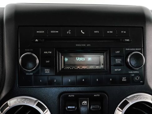 Used 2015 Jeep Wrangler Sahara w/ Connectivity Group image 23