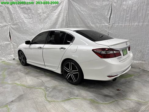 Used 2017 Honda Accord Sport Special Edition image 7