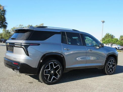 New 2026 Chevrolet Traverse High Country image 6