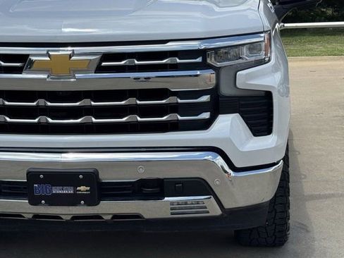 Used 2025 Chevrolet Silverado 1500 LTZ AWD/4WD image 10