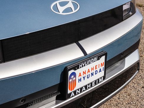 New 2026 Hyundai Ioniq 5 SE image 5