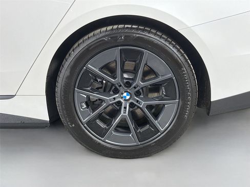 New 2026 BMW i4 eDrive40 w/ Premium Package RWD image 30