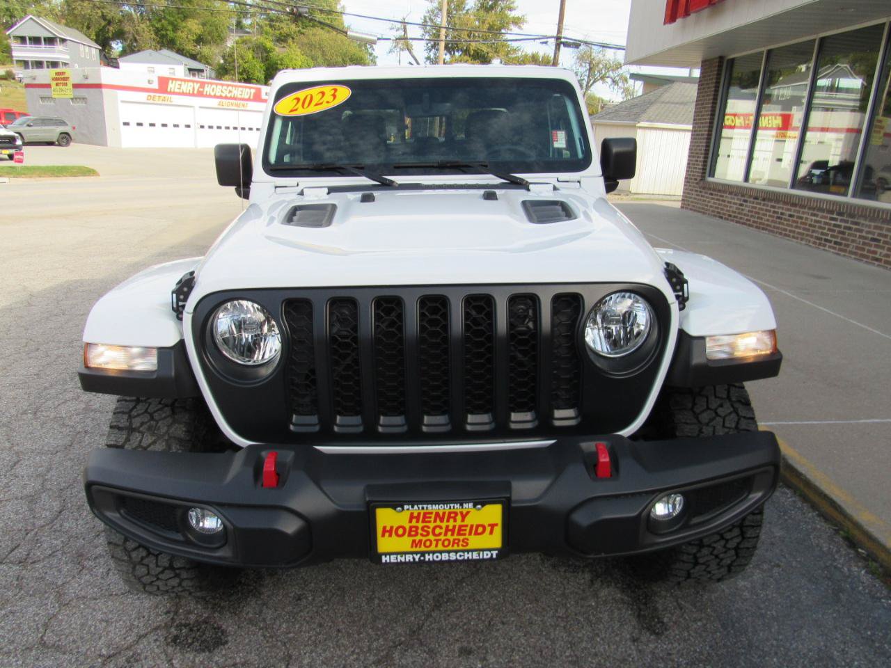 Used 2023 Jeep Gladiator Rubicon w/ Cold Weather Group AWD/4WD image 2