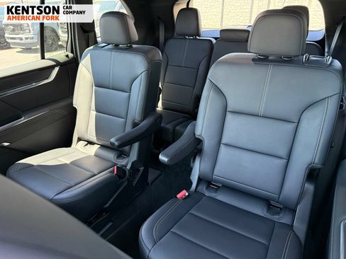 Used 2024 GMC Acadia Elevation AWD/4WD image 27