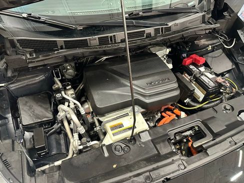 Used 2023 Nissan Leaf SV Plus image 9