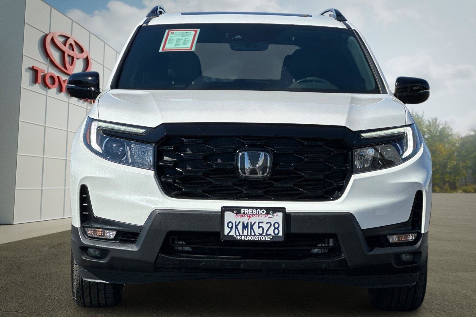 Used 2023 Honda Passport Elite image 8