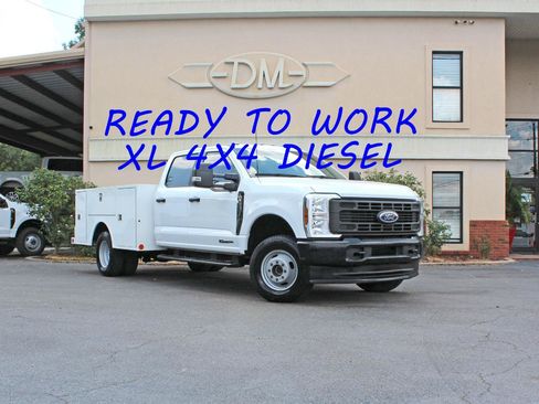 Used 2024 Ford F350 XL AWD/4WD image 2