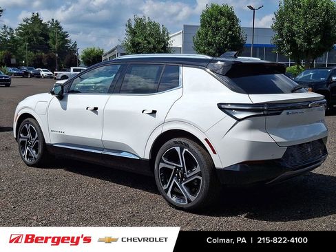 New 2025 Chevrolet Equinox EV LT w/ Convenience Package II image 14