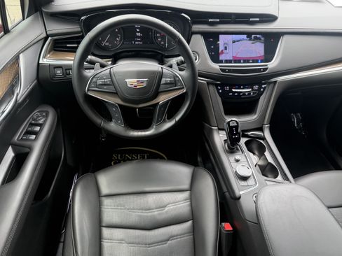 Certified 2022 Cadillac XT5 Sportv w/ LPO, ONYX Package AWD/4WD image 12