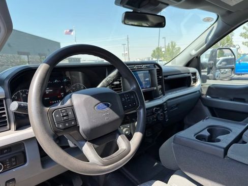 Used 2023 Ford F250 XLT w/ FX4 Off-Road Package AWD/4WD image 8