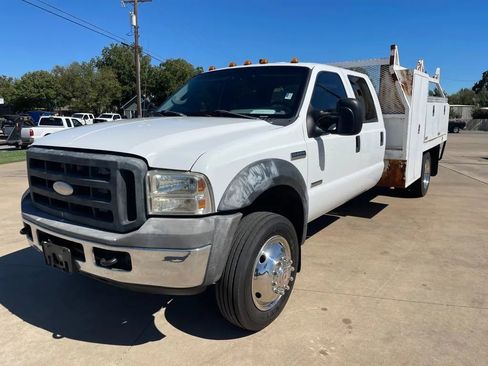 Used 2005 Ford F450 2WD Crew Cab Super Duty image 2