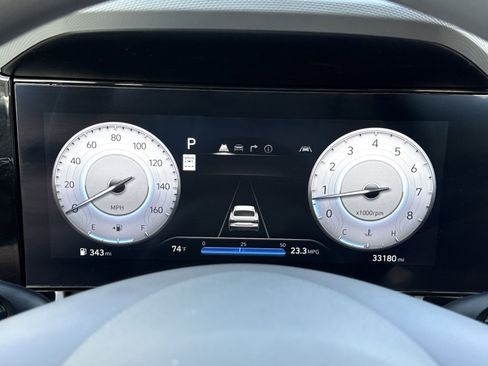 Used 2024 Hyundai Elantra SEL FWD image 18