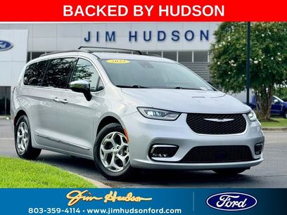 Used 2023 Chrysler Pacifica Limited
