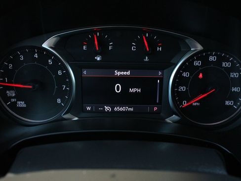 Used 2024 GMC Terrain SLT FWD image 34
