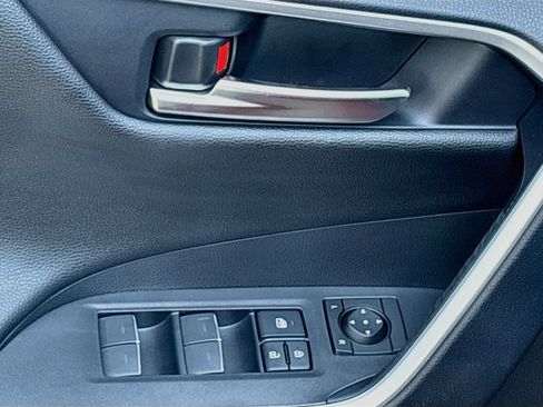 Certified 2025 Toyota RAV4 XSE AWD/4WD image 23