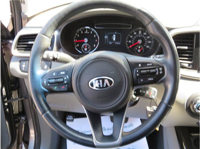 Used 2016 Kia Sorento EX AWD/4WD image 11
