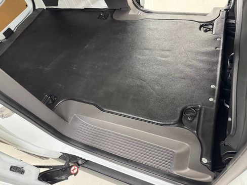 Used 2023 Ford Transit Connect XL FWD image 30