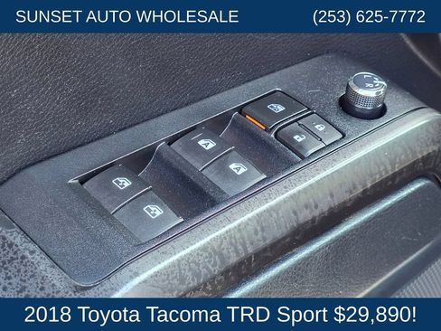 Used 2018 Toyota Tacoma TRD Sport AWD/4WD image 25