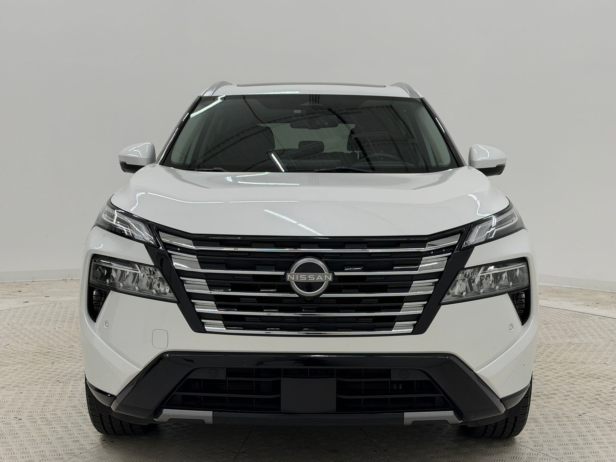 Used 2024 Nissan Rogue Platinum w/ Platinum Premium Package AWD/4WD image 6