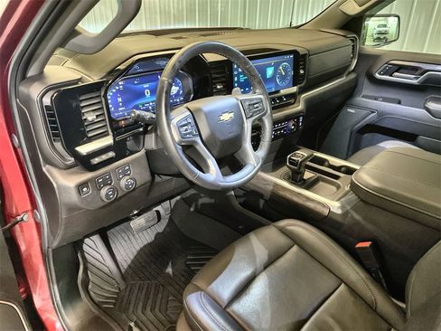 Certified 2025 Chevrolet Silverado 1500 LTZ w/ LTZ Premium Package image 10