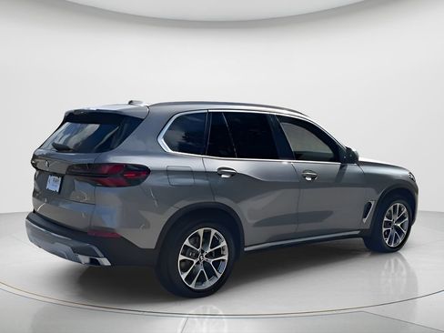 New 2026 BMW X5 sDrive40i RWD image 6