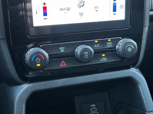 New 2025 Ford Ranger XLT w/ Technology Package RWD image 19
