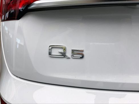 Used 2024 Audi Q5 2.0T Premium Plus AWD/4WD image 33