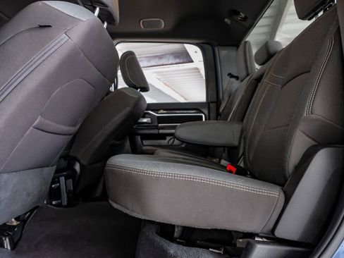 Used 2024 RAM 2500 Big Horn w/ Night Edition image 37