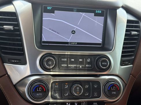 Used 2019 Chevrolet Tahoe Premier RWD image 27