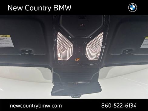 Used 2025 BMW X5 xDrive40i w/ Premium Package AWD/4WD image 17