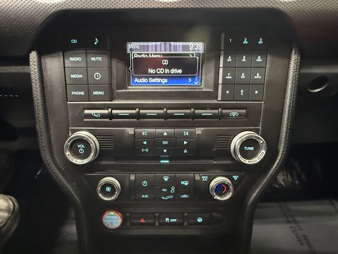Used 2017 Ford Mustang GT w/ Black Accent Package RWD image 23
