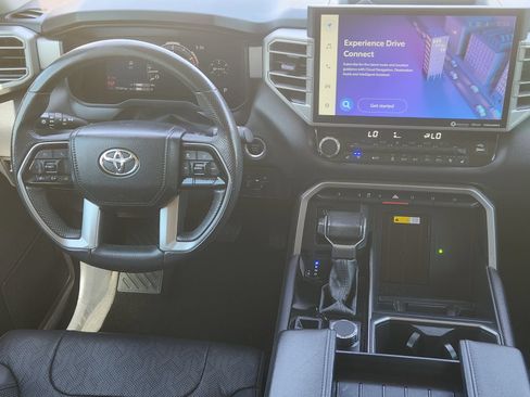 Used 2024 Toyota Tundra Limited w/ Power Package AWD/4WD image 30