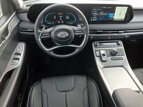 Used 2023 Hyundai Palisade SEL image 11