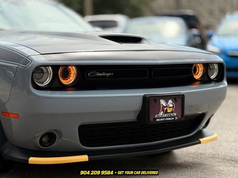 Used 2021 Dodge Challenger R/T Scat Pack w/ T/A Package RWD image 12